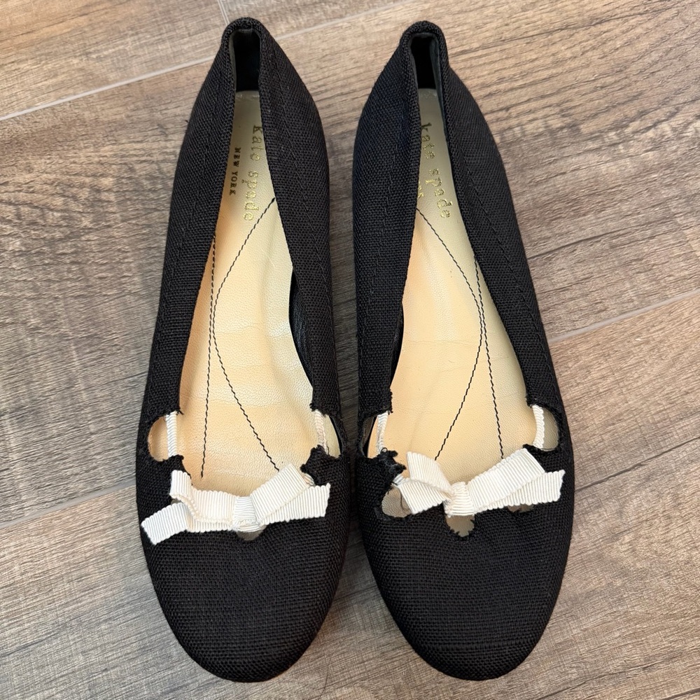 Kate Spade Black Ballet Flats Bow‎ Women’s 6B Feminine Career Wood Heel Girlhood